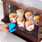 Silicon 2 pcs Oven Grip Holder, Hot Pot Holder - Image 4
