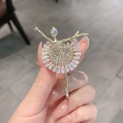 Zircon Crystal Dancing Girl Hijab & Saree Brooch