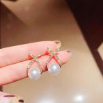 New Fashion 925 Silver Needle Cross Pearl Earrings - Image 4
