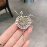 Zircon Crystal Dancing Girl Hijab & Saree Brooch - Image 5