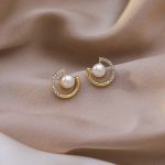 New Arrival Trendy Gold Silver Round Pearl C-shaped Stud Earrings - Image 3