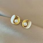 S925 Silver Needle French Retro Pearl Earrings - Image 7