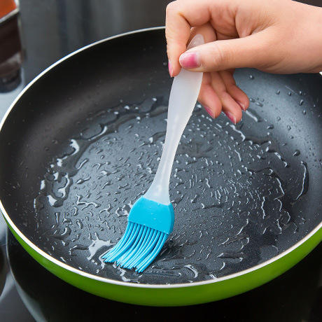 H21578e9e81404913b6f18dbea1fa848cm 1 pcs- Silicone Baking Brush - Pastry & BBQ Basting Tool - Image 1