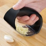 Handhold Garlic Crusher Chopper - Image 4
