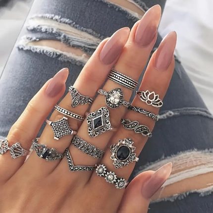 New Trendy Colourful, fashionable 15pcs Finger Ring Set For Women